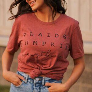🍂 Pumpkin Spice Heather Clay Tee